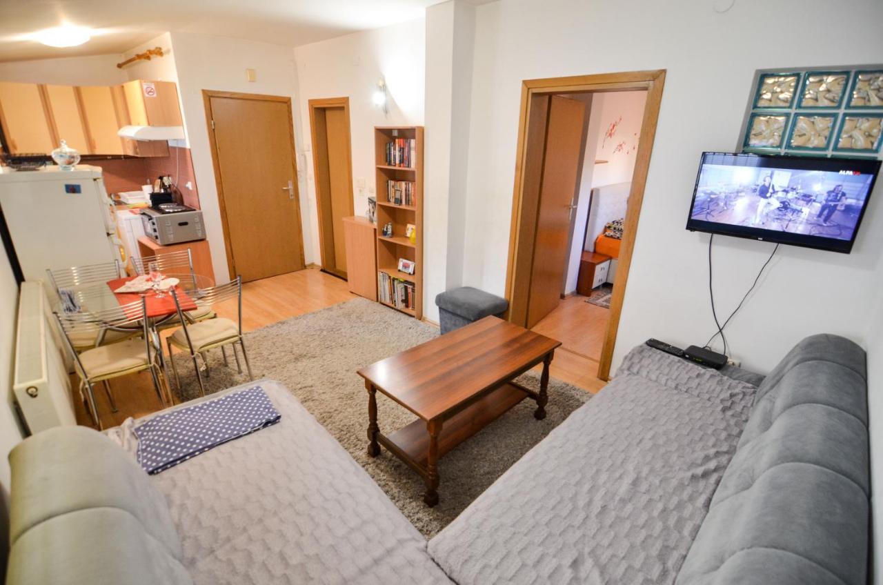 Blacksmith Apartment + Free Private Parking Sarajevo Bagian luar foto