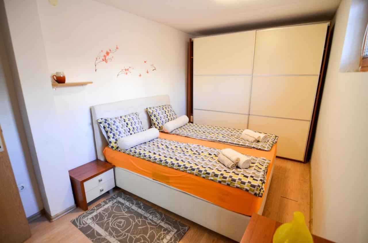 Blacksmith Apartment + Free Private Parking Sarajevo Bagian luar foto
