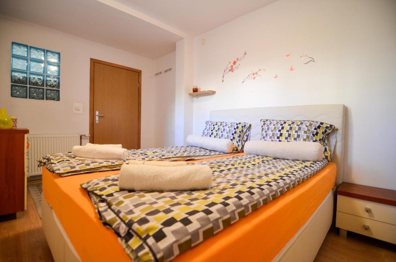 Blacksmith Apartment + Free Private Parking Sarajevo Bagian luar foto